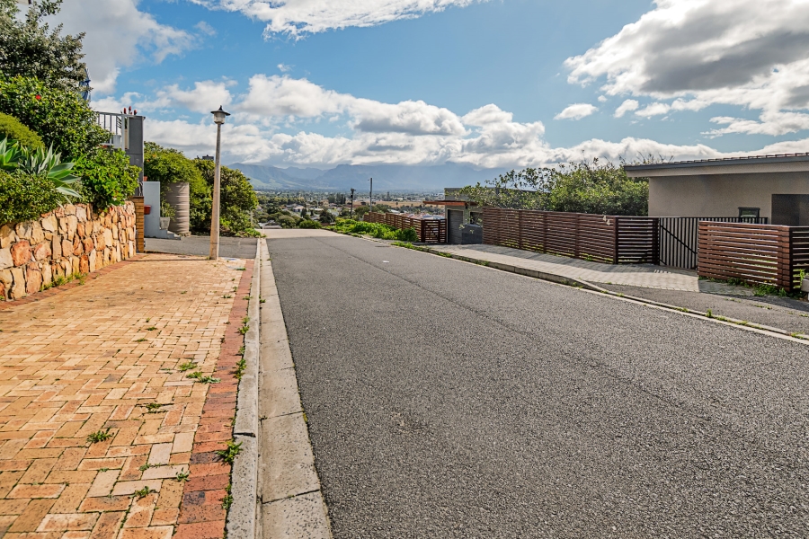 0 Bedroom Property for Sale in Lakeside Western Cape